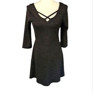 5/$20 Three Pink Hearts Black Sparkly ✨️ Women's Dress Size Medium